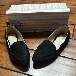 Wild Diva Elegant Black Flats